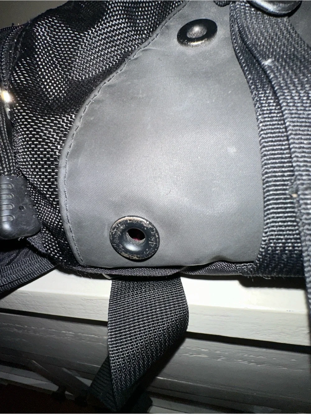 Oakley compact sling